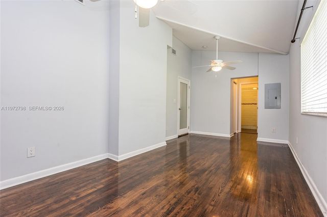 330 NE 86 St, El Portal, FL 33138