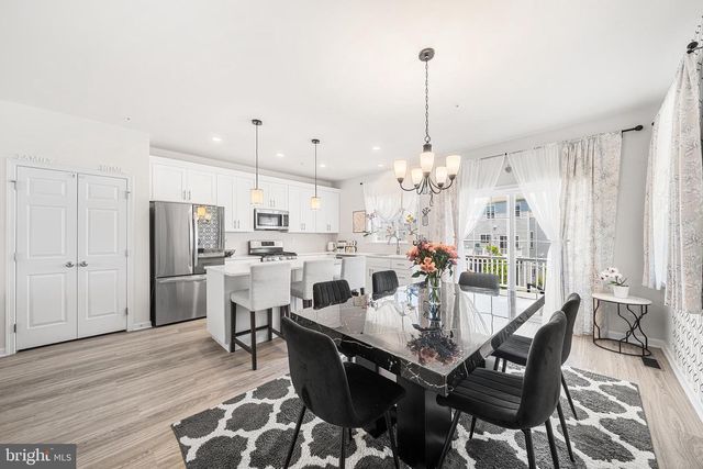 421 RIDGEWOOD DR, Royersford, PA 19468