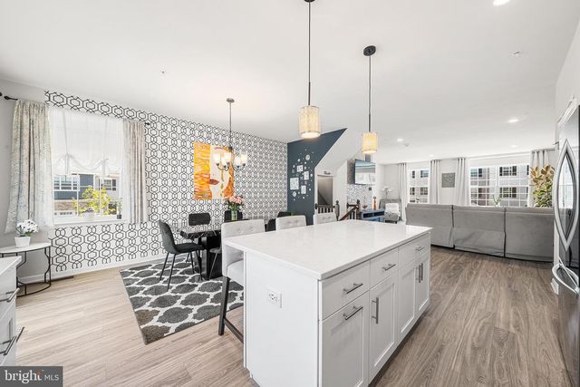 421 RIDGEWOOD DR, Royersford, PA 19468