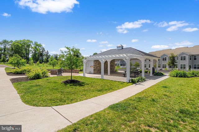 421 RIDGEWOOD DR, Royersford, PA 19468