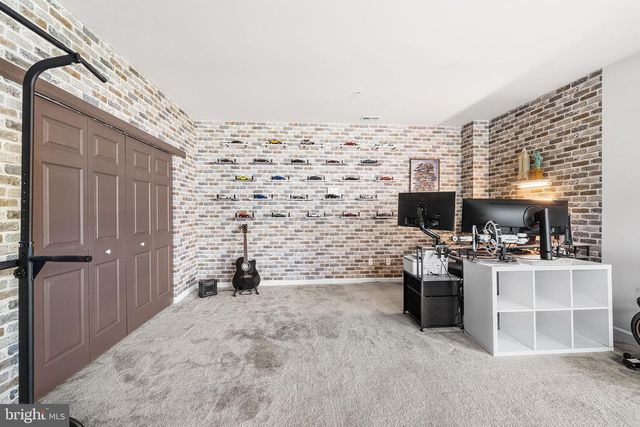 421 RIDGEWOOD DR, Royersford, PA 19468