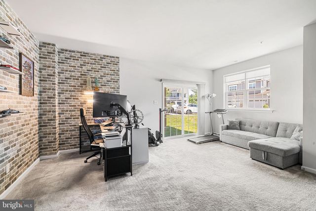 421 RIDGEWOOD DR, Royersford, PA 19468