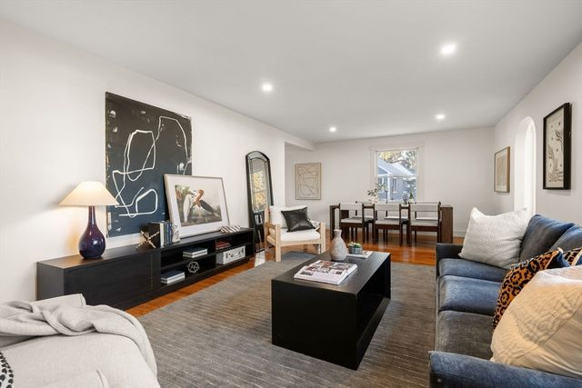 632 Neponset St Ext, Norwood, MA 02062