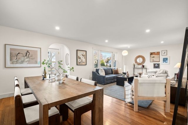 632 Neponset St Ext, Norwood, MA 02062