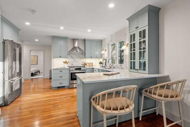 632 Neponset St Ext, Norwood, MA 02062