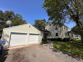 250 Gresham Street, Springfield, MA 01119