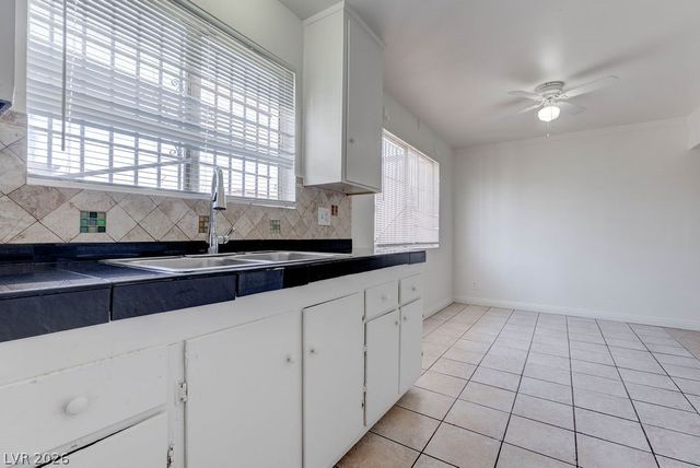3237 Arlene Way 3, Las Vegas, NV 89108