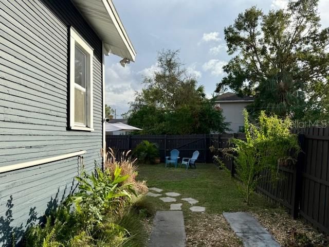 1912 W CHERRY STREET, Tampa, FL 33607