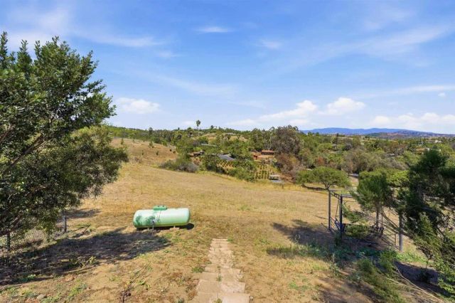3676 Alta Vista Drive, Fallbrook, CA 92028