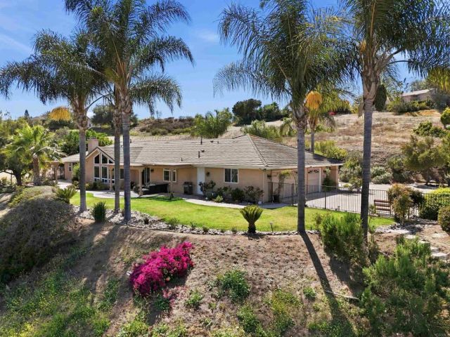 3676 Alta Vista Drive, Fallbrook, CA 92028