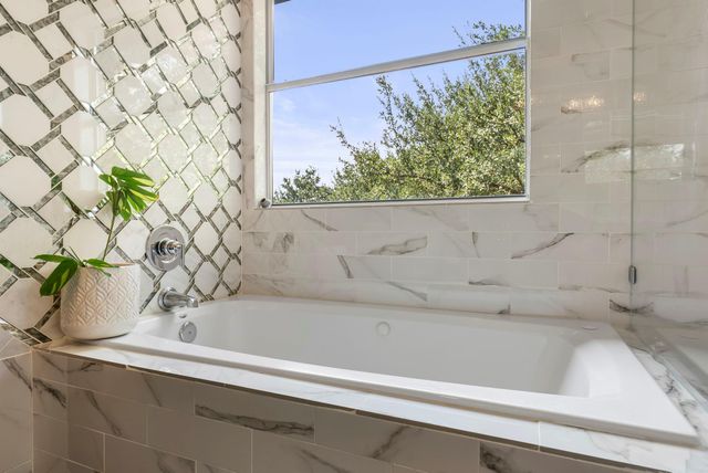 4104 Seldalia TRL, Austin, TX 78732