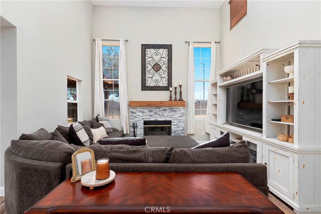 Image 11 of property listing at 36434 Windtree, Palmdale, CA 93550