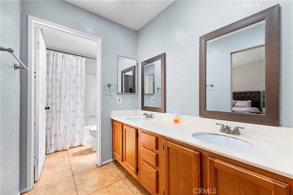 Image 14 of property listing at 36434 Windtree, Palmdale, CA 93550