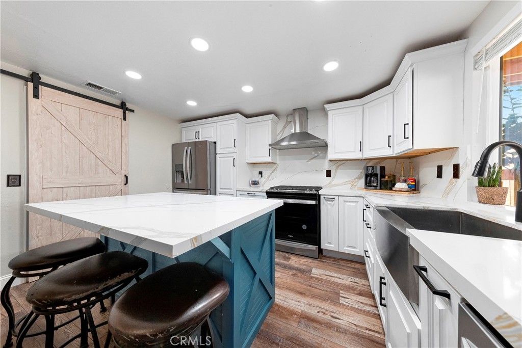 Image 6 of property listing at 36434 Windtree, Palmdale, CA 93550