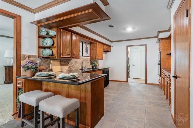 1015 Bluebonnet St, Katy, TX 77493