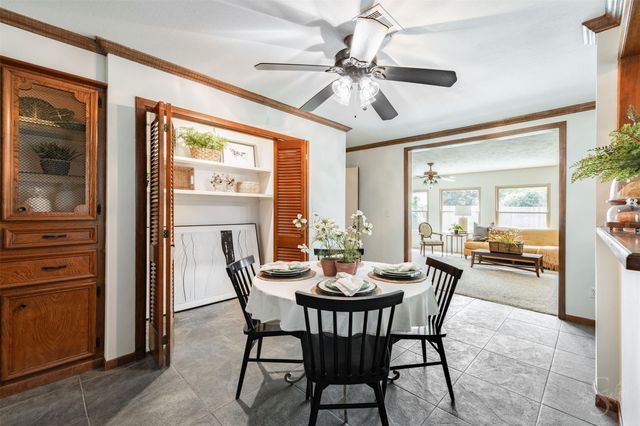 1015 Bluebonnet St, Katy, TX 77493