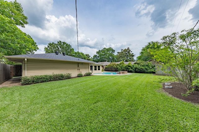 1015 Bluebonnet St, Katy, TX 77493