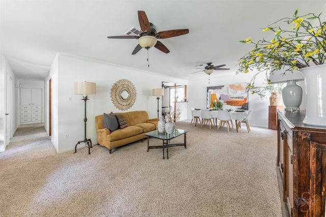 1015 Bluebonnet St, Katy, TX 77493