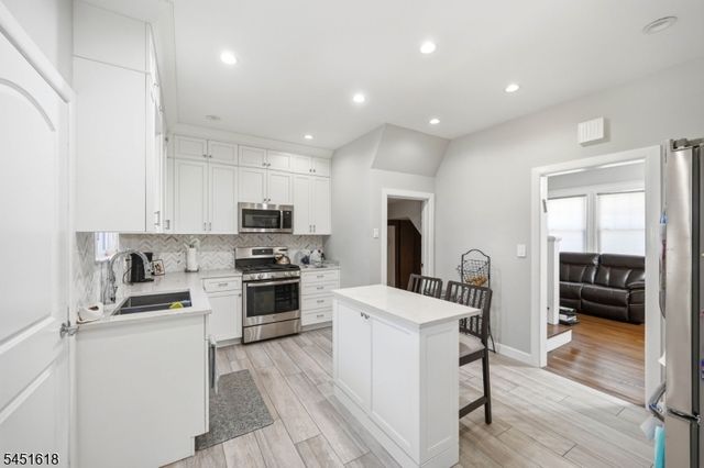 304 Brook Ave, Passaic City, NJ 07055