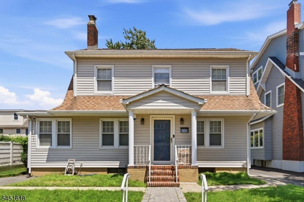 304 Brook Ave, Passaic City, NJ 07055