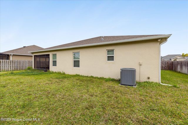 2012 Lune Court, West Melbourne, FL 32904