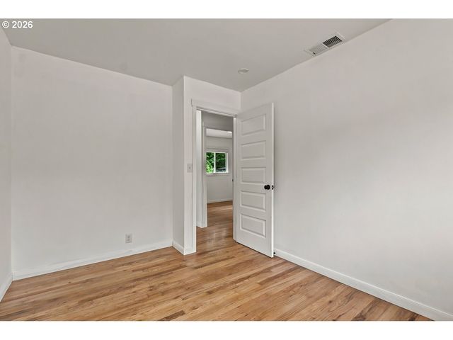 10238 N CENTRAL St, Portland, OR 97203