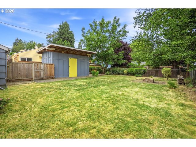 10238 N CENTRAL St, Portland, OR 97203
