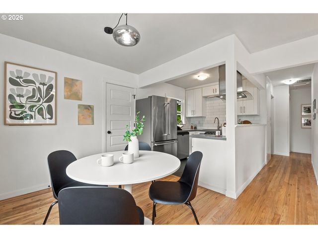 10238 N CENTRAL St, Portland, OR 97203