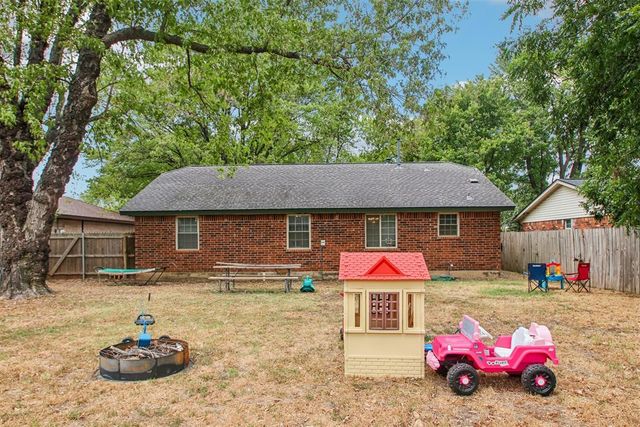 509 Riverview Drive, Noble, OK 73068