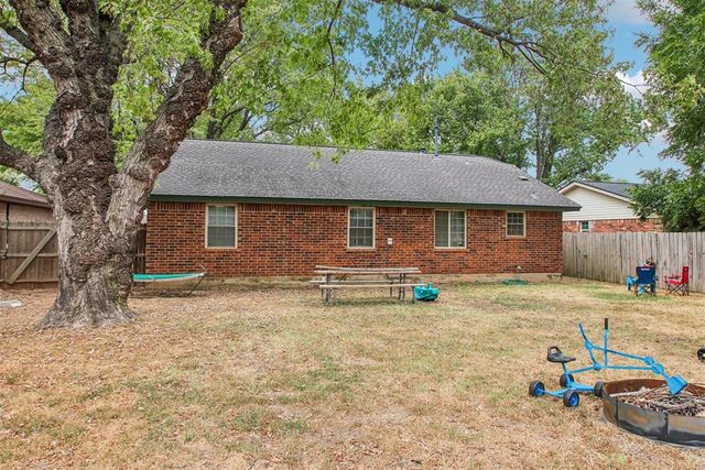 509 Riverview Drive, Noble, OK 73068