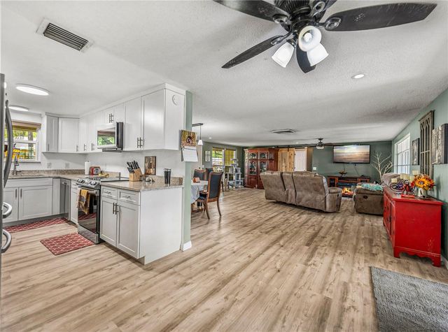 246 CANAL DRIVE, Lake Wales, FL 33859