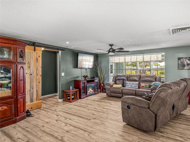 246 CANAL DRIVE, Lake Wales, FL 33859