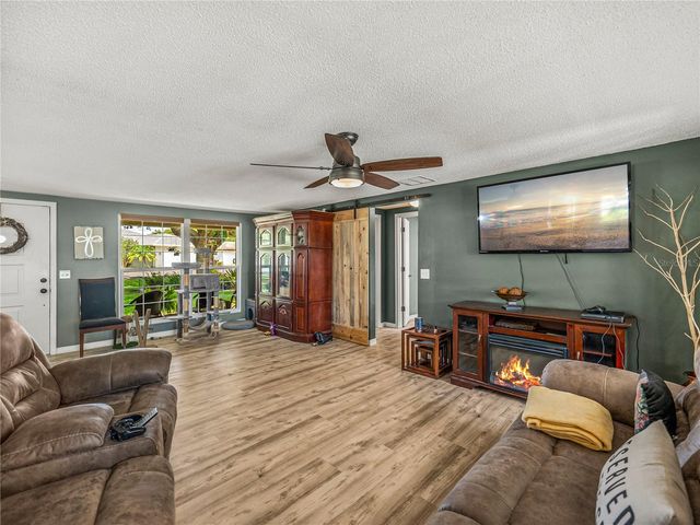 246 CANAL DRIVE, Lake Wales, FL 33859