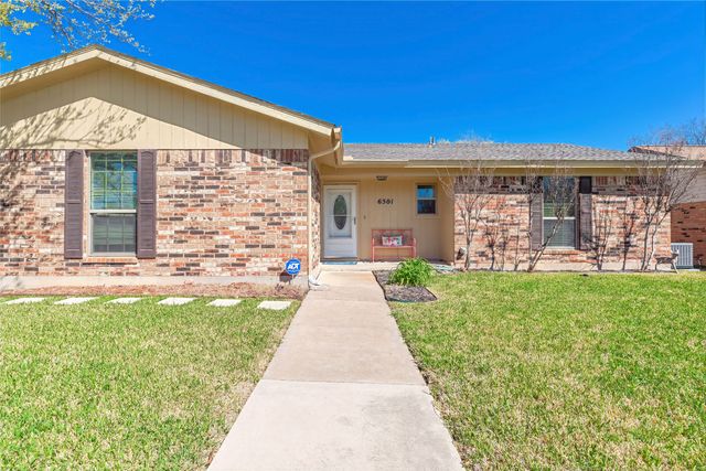 6501 Starnes Road, Watauga, TX 76148