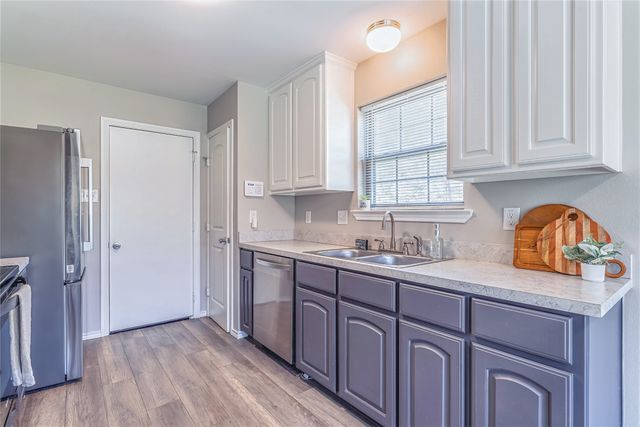 6501 Starnes Road, Watauga, TX 76148