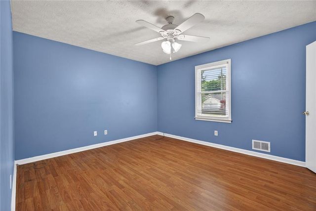 2810 Crystal Brooke Lane, Snellville, GA 30078