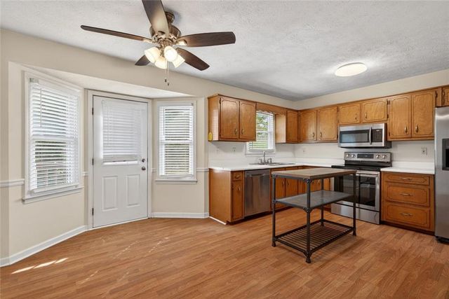 2810 Crystal Brooke Lane, Snellville, GA 30078