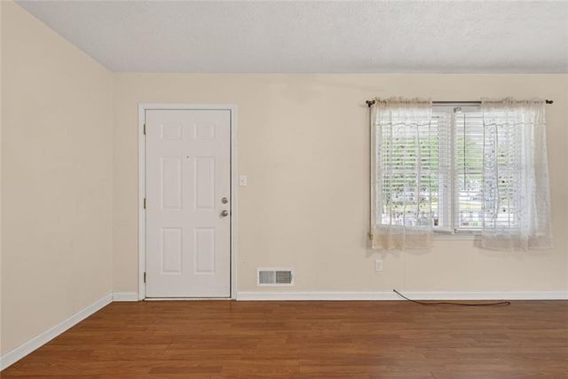 2810 Crystal Brooke Lane, Snellville, GA 30078