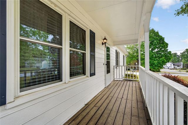 2810 Crystal Brooke Lane, Snellville, GA 30078