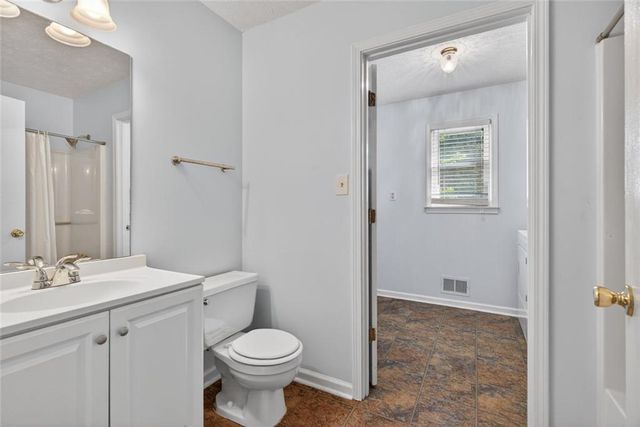 2810 Crystal Brooke Lane, Snellville, GA 30078