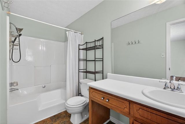 2810 Crystal Brooke Lane, Snellville, GA 30078