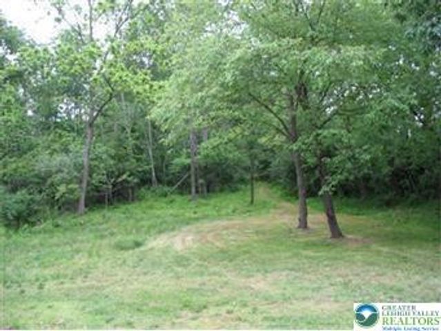 2423 Post Road, Upper Macungie Twp, PA 18106