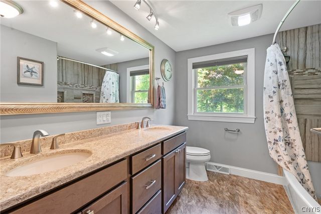 1220 Emery Street, Fulton, NY 13069