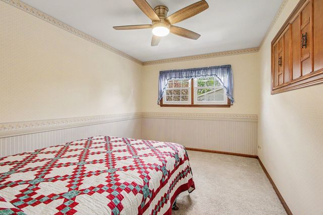 510 E 164th Place, South Holland, IL 60473