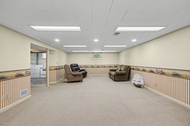 510 E 164th Place, South Holland, IL 60473
