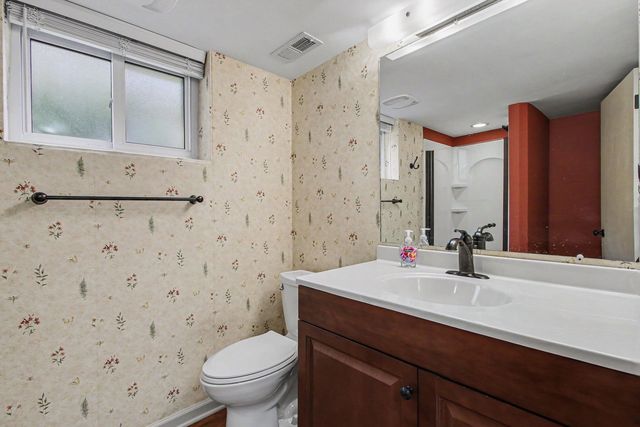 510 E 164th Place, South Holland, IL 60473