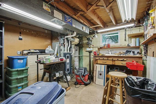 510 E 164th Place, South Holland, IL 60473