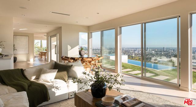 8515 Hedges Way, Los Angeles, CA 90069