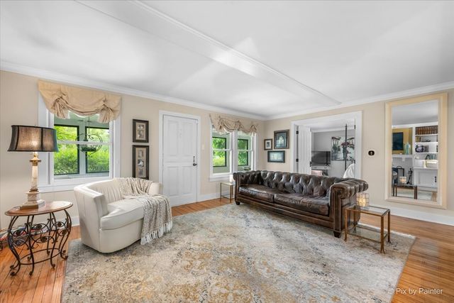 32W235 Army Trail Road, Wayne, IL 60184