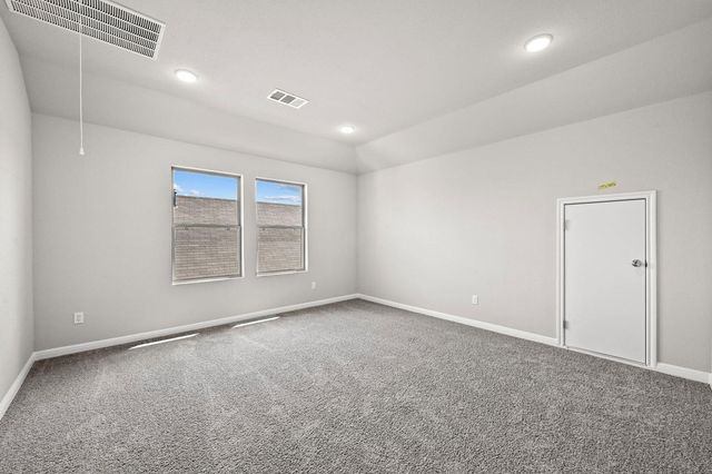 174 Hornet ST, Elgin, TX 78621